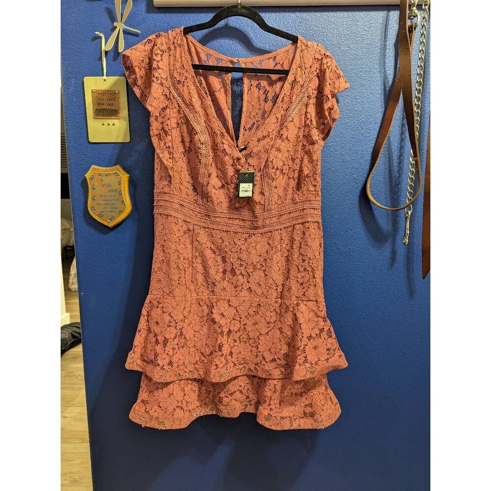 City Chic Dress Sienna Deep Guava Women's Plus XS (14/L) Lace Ruffles BNWT - Picture 2 of 11
